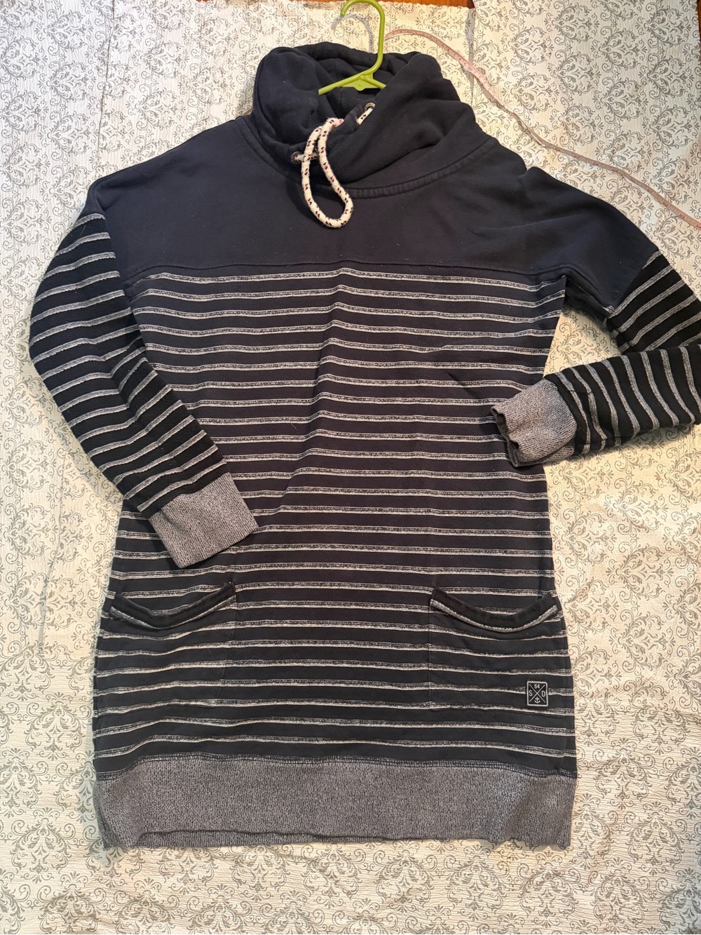 Superdry Navy White Striped Cowl-Neck Midi Sweatshirt midi 
Dress